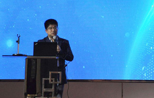 江南在线科技在LED显示权威论坛发表关于LED云平台的主题演讲